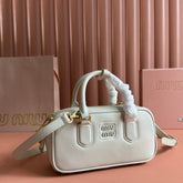 ARCADIE BAG 22 IN WHITE CALFSKIN EMBOSSED LOGO